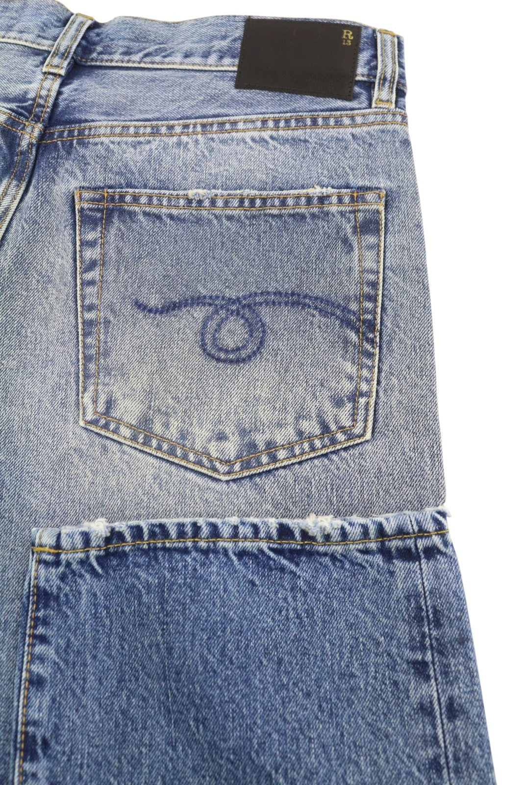 R13 Boyfriend moteriški džinsai 27 Jasper Whiskers išblukęs trumpintas užtrauktukas mėlynas džinsinis PF25 