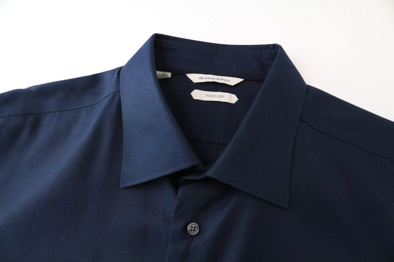 „SUITSUPPLY Traveller“ vyriški formalūs marškinėliai, 45/17,75, tamsiai mėlyni, ploni, ilgomis rankovėmis, medvilniniai 