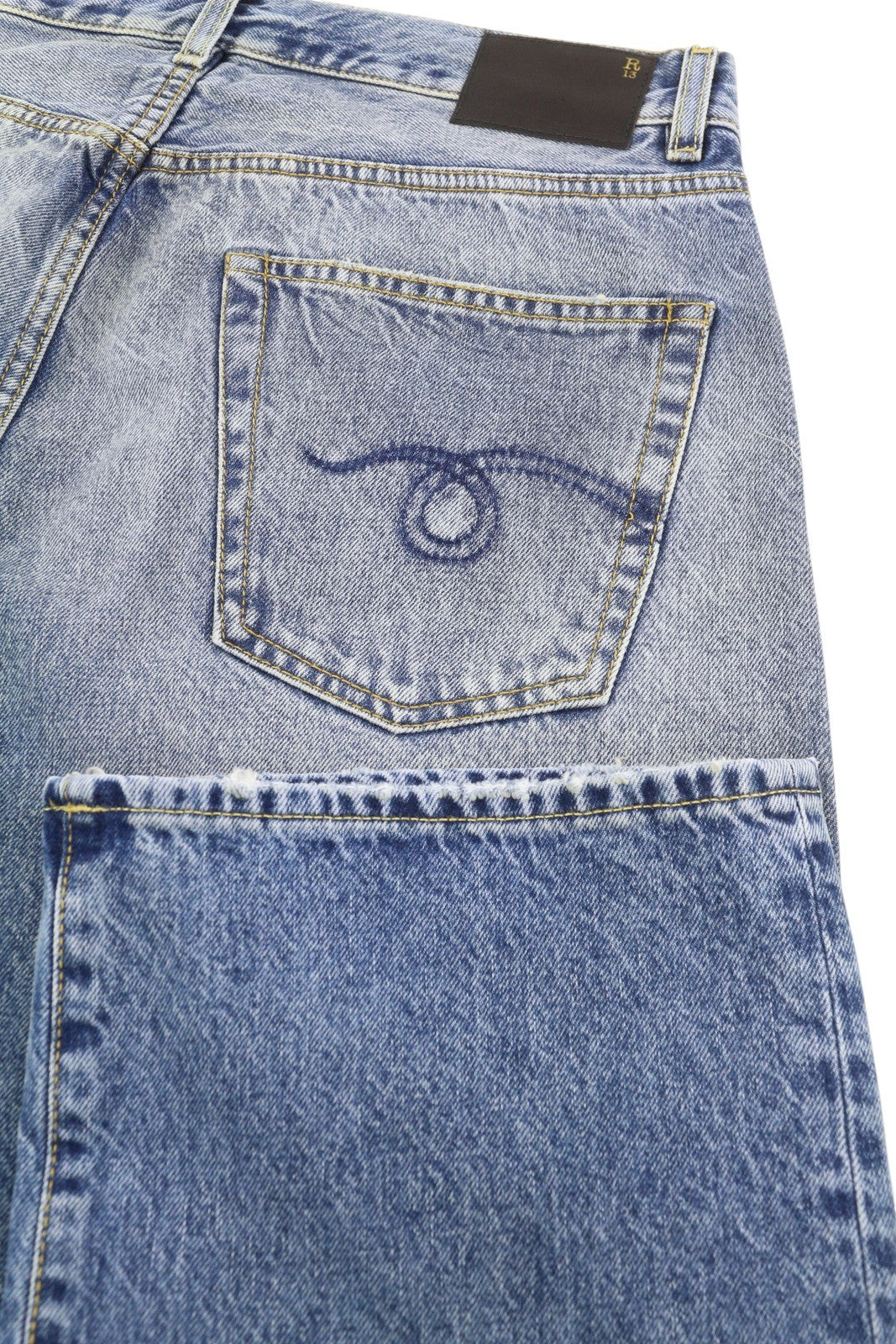 R13 Cuffed X-BF moteriški džinsai su rankogaliais, 31 Jasper tiesios kojos, ūsai, išblukusi mėlyna, užtrauktukas, FW25 