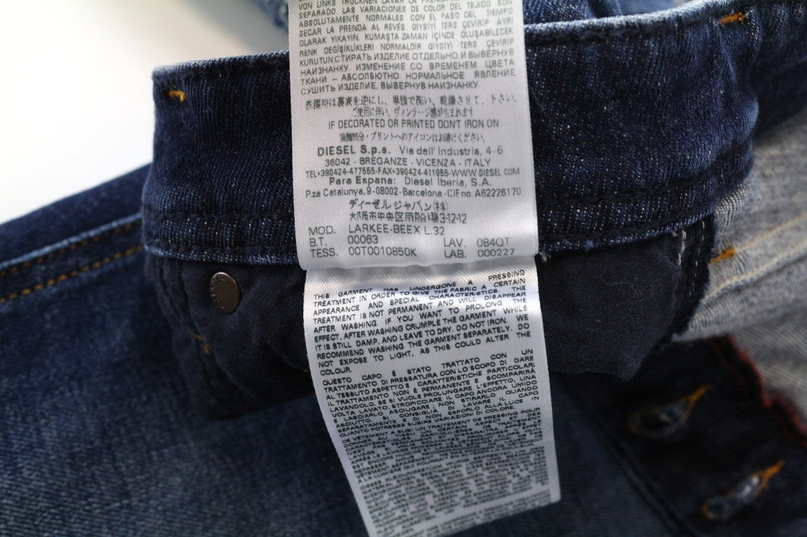 DIESEL Larkee-Beex 084QT Men's Jeans W28 L32 Regular Fit Blue Cotton Stretch