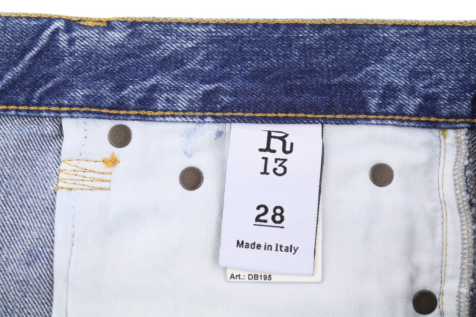 R13 Boyfriend moteriški džinsai 28 Jasper tiesūs trumpi ūsai išblukusi mėlyna PF25 