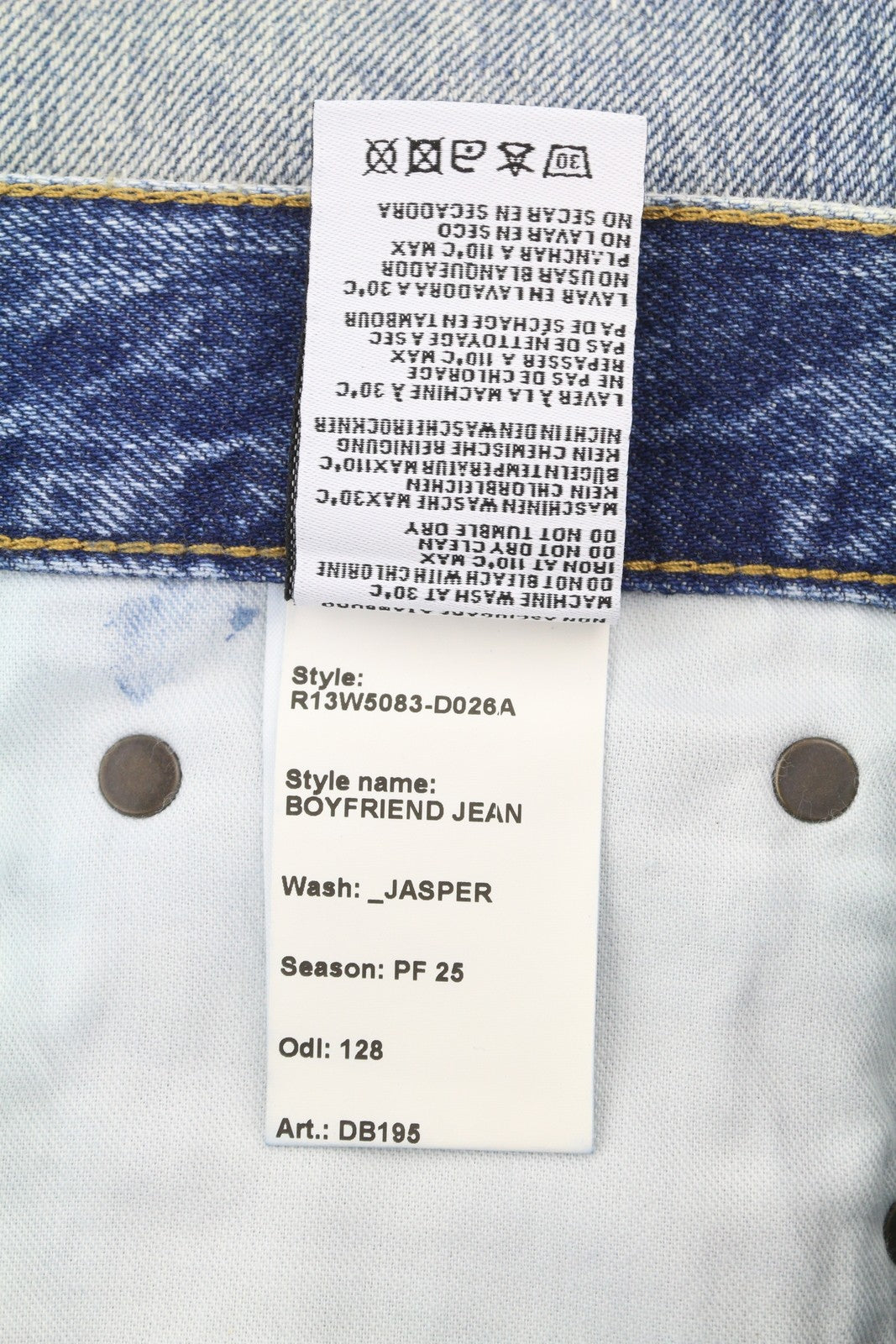 R13 Boyfriend moteriški džinsai 28 Jasper tiesūs trumpi ūsai išblukusi mėlyna PF25 