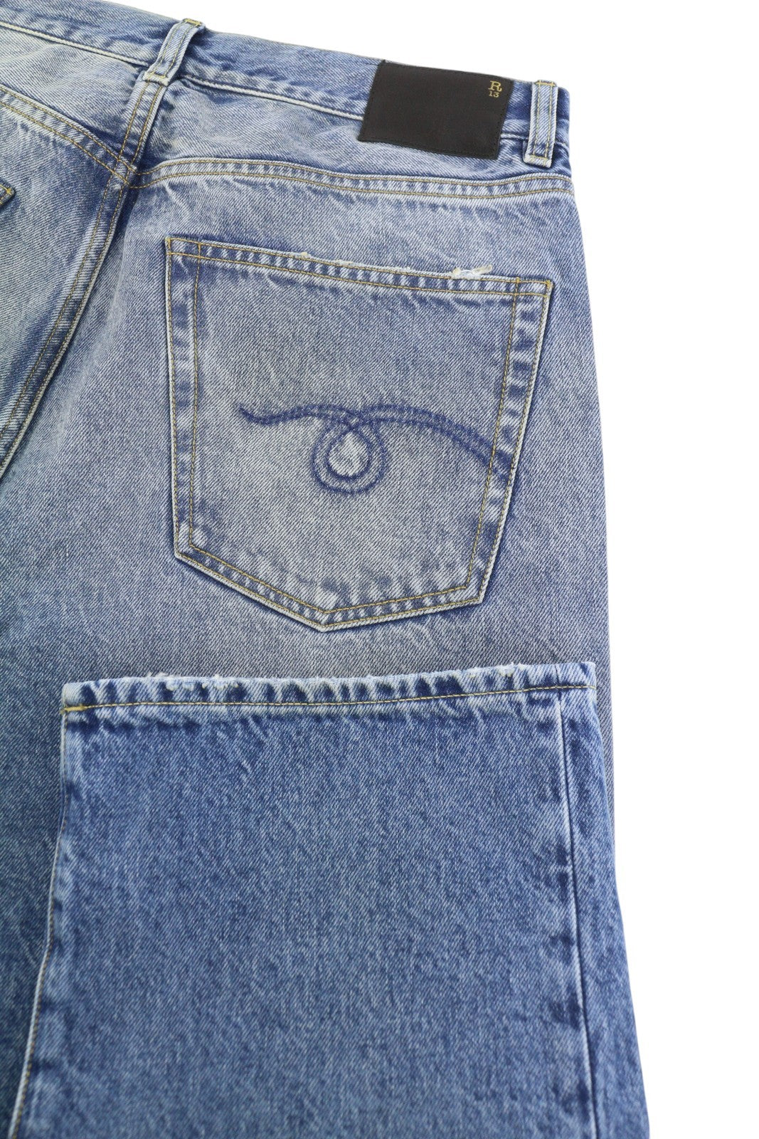 R13 Cuffed X-BF moteriški džinsai su rankogaliais 28 Jasper tiesaus kirpimo blukintos mėlynos spalvos džinsinis kelnės su užtrauktuku PF25 