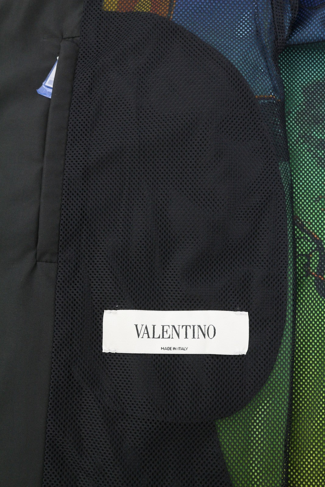 VALENTINO vyriška striukė 48 drakono raštu, tinklelio pamušalu, gobtuvu, lengva, RRP1800 