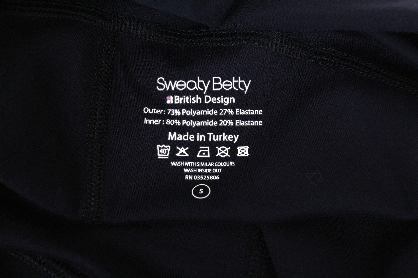 SWEATY BETTY Aerial moteriški šortai S violetiniai lengvi šokių 2in1 tamprūs šortai 