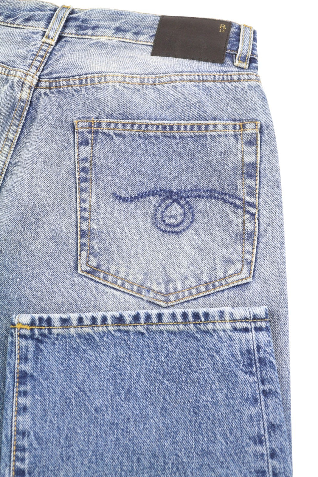 R13 Boyfriend moteriški džinsai 27 Jasper trumpinti užtrauktuku, ūsai, išblukusi mėlyna FW25 