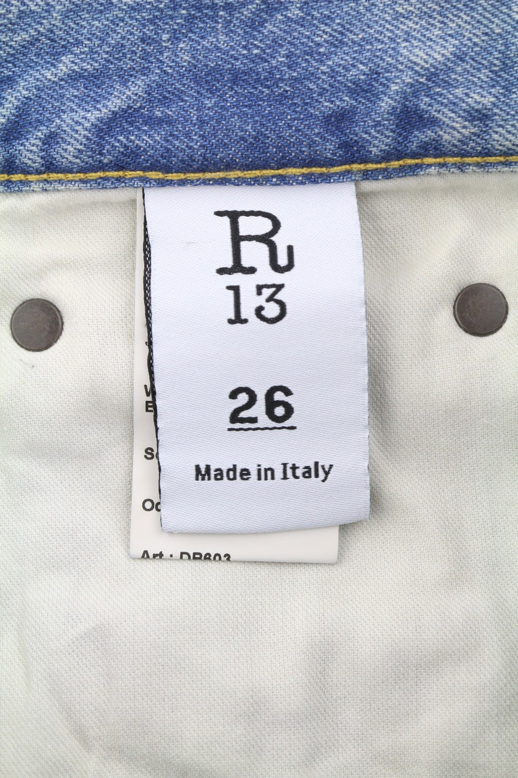 R13 X-BF moteriški džinsai 26 Merrin mėlyni ūsai su išblukusiais trumpais užtrauktuku PF25 RRP795 