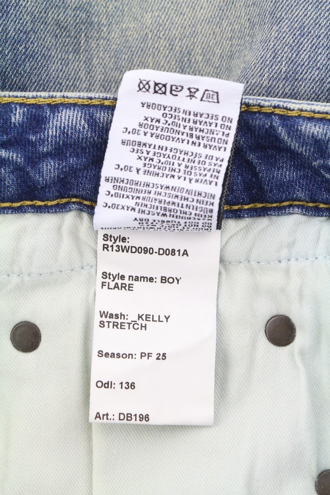 R13 berniukiški platėjantys moteriški džinsai 26 Kelly tamprūs platėjantys džinsai su išblukusiais ūsais mėlyni PF25 RRP645 