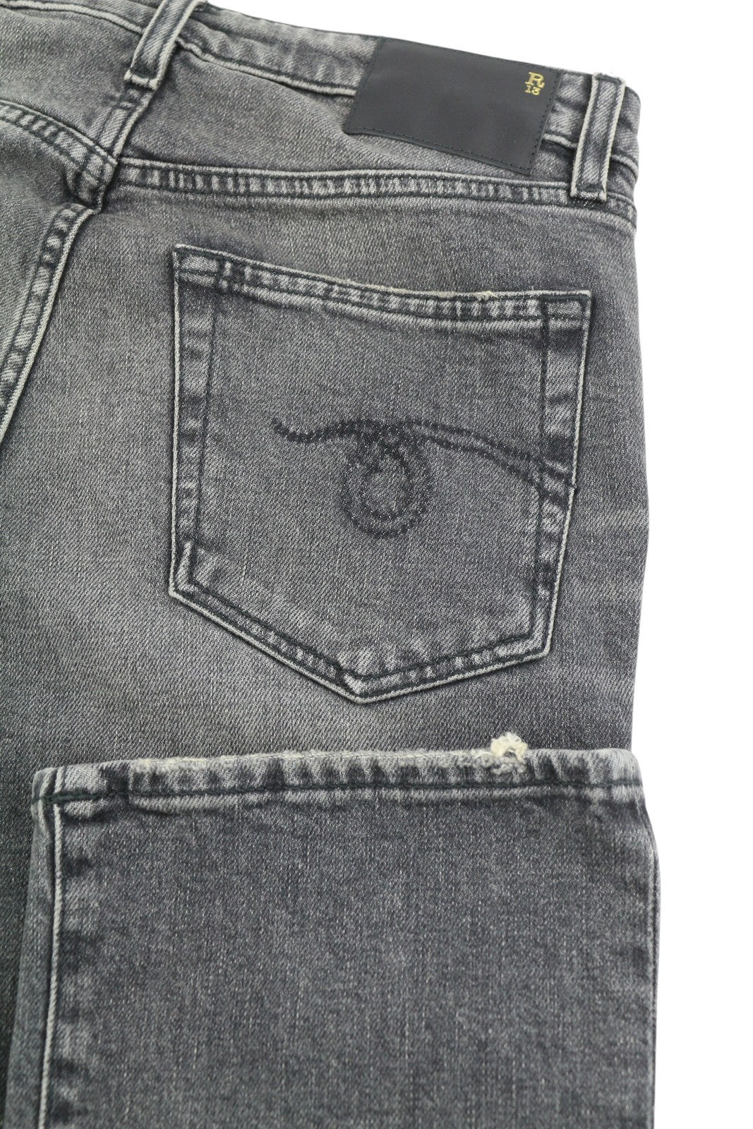 R13 Kick Fit moteriški džinsai 25 Leyton juodi, tamprūs, išblukę, ploni, tiesūs FW25 RRP630 