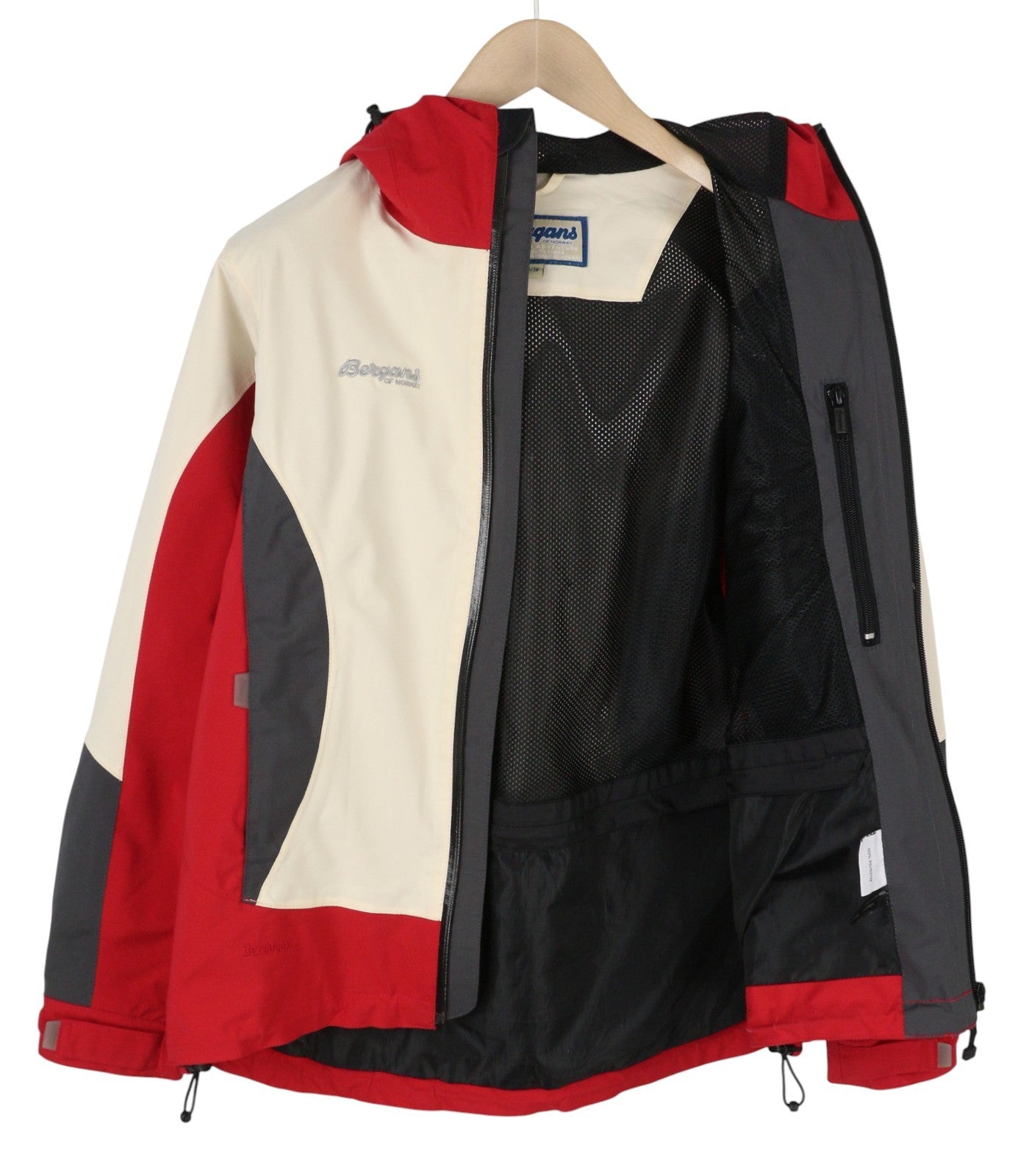 BERGANS OF NORWAY moteriška striukė S, vintažinė, su užtrauktuku, tinklelio pamušalu, lengva. 