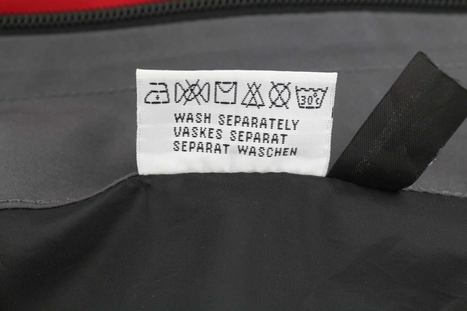 BERGANS OF NORWAY moteriška striukė S, vintažinė, su užtrauktuku, tinklelio pamušalu, lengva. 