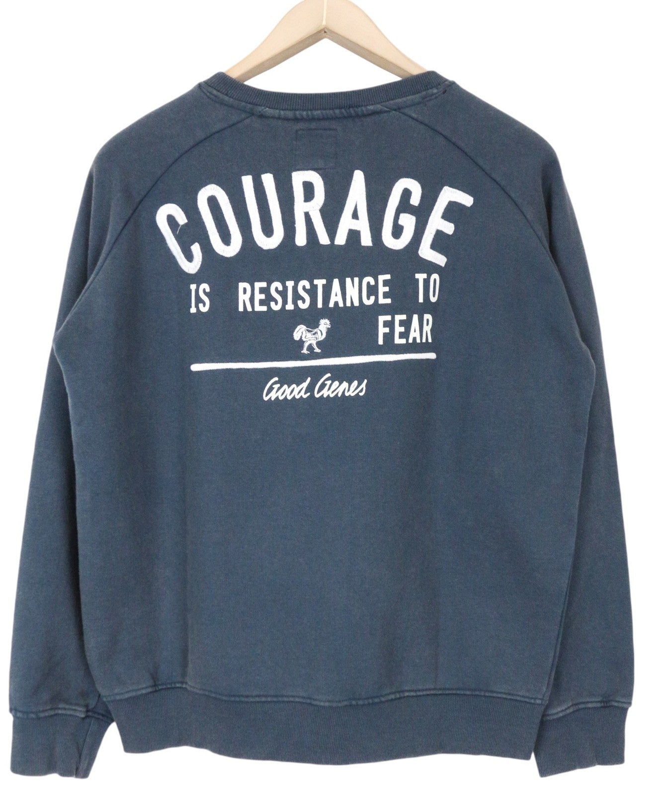 GOOD GENES moteriškas džemperis su mėlynu logotipu ir ilgomis rankovėmis. 