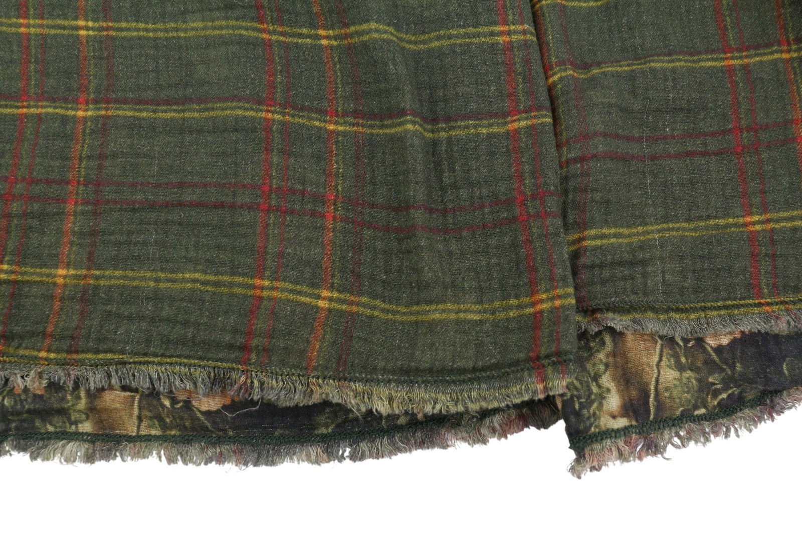 R13 dvipusė, smulkiai pjaustyta, laisvalaikio stiliaus midi moteriška suknelė L, alyvuogių spalvos, languota, Fromal, kamufliažinė, FW25 