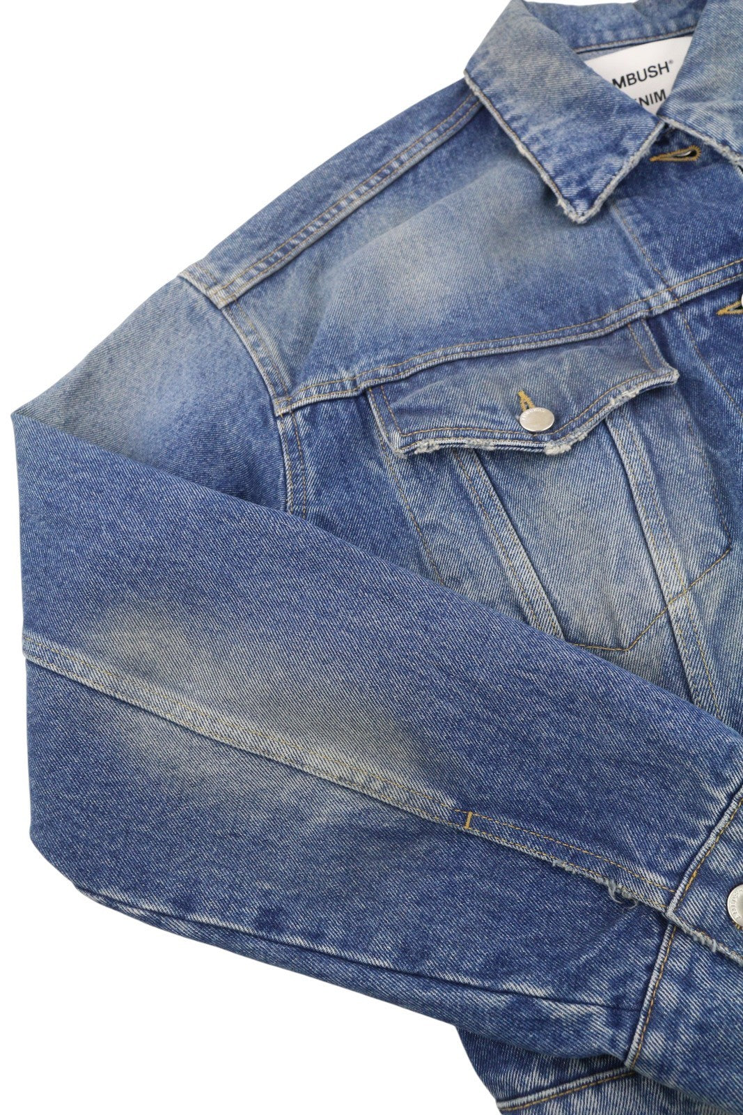 AMBUSH trumpintas džinsinis moteriškas švarkas S mėlyna išblukusiomis sagomis sendinto stiliaus dideli sunkvežimio tipo drabužiai 