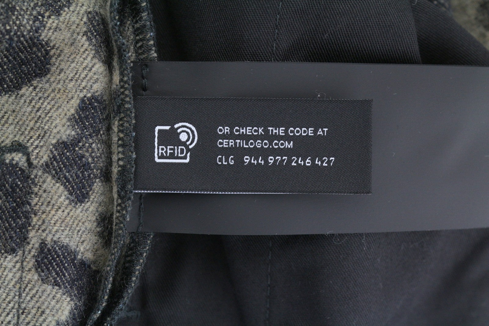 ALANUI Seattle Jungle plačių džinsinių moteriškų kelnių su leopardo raštu, RRP750 