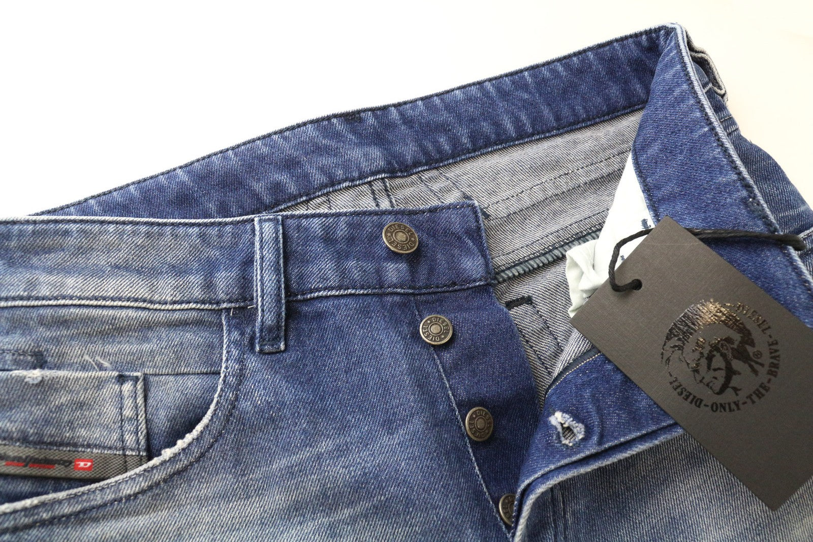 DIESEL D-Bazer 0090D Men's W28/L32 Blue Washed Tapered Cotton Jeans