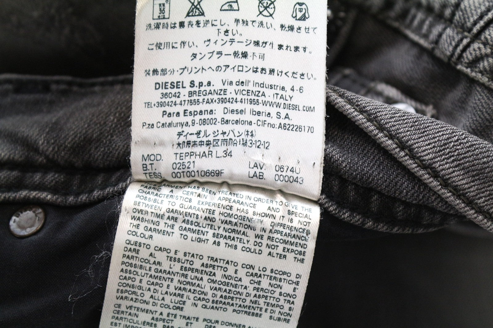 DIESEL D.N.A. Tepphar 0674U Men's Slim W31/L34 Carrot Fit Grey Cotton Jeans