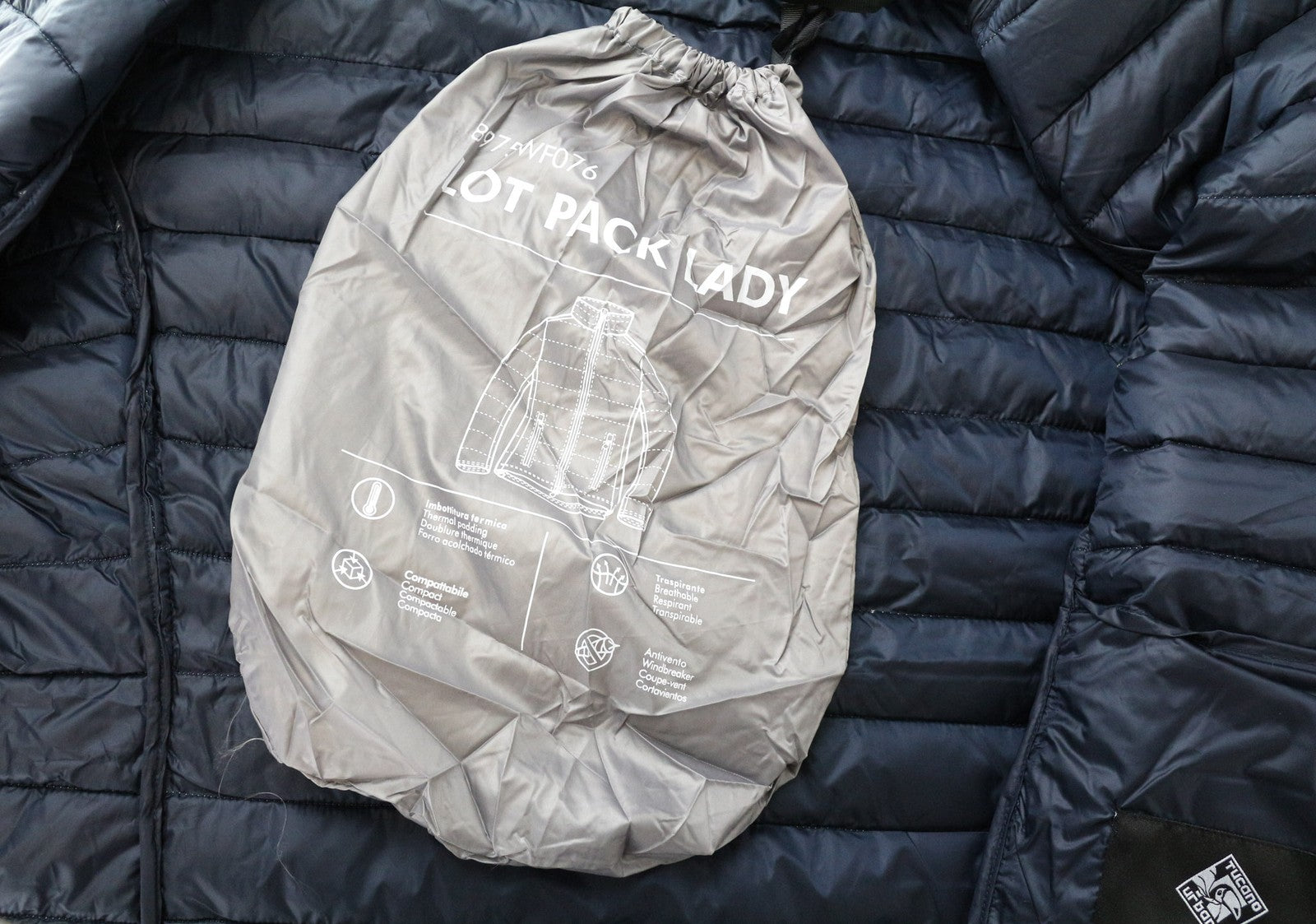 TUCANO URBANO Lot Pack moteriška pilka 2XL dydžio šiluminė striukė su pamušalu ir vėjui nepraleidžiančia striuke 