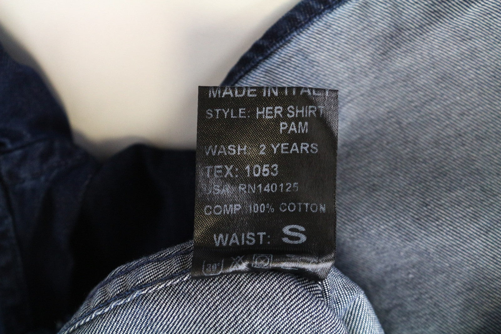 GOOD GENES moteriški marškinėliai S dydžio, mėlyni, skalbto džinso, medvilniniai, su sagomis užsegami, ilgomis rankovėmis 