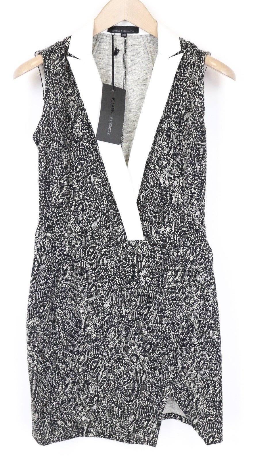 FRANKIE MORELLO moteriška suknelė, 38 dydis, juoda, be rankovių, žakardo medvilnės mišinio audinys 