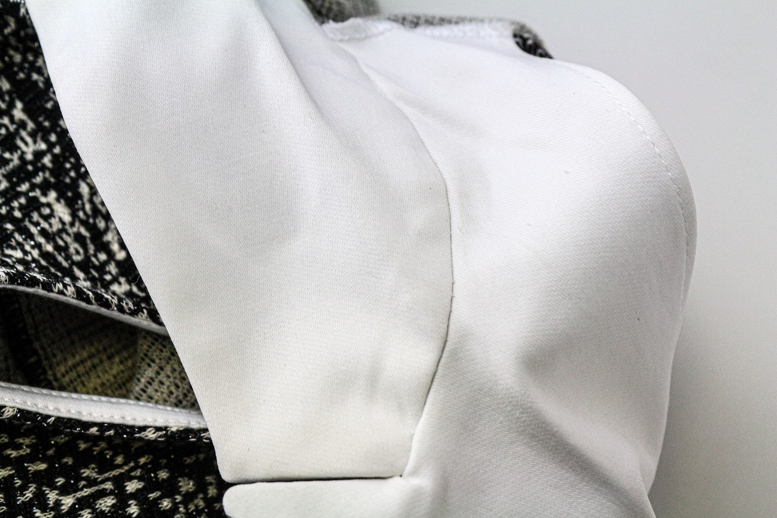 FRANKIE MORELLO moteriška suknelė, 38 dydis, juoda, be rankovių, žakardo medvilnės mišinio audinys 