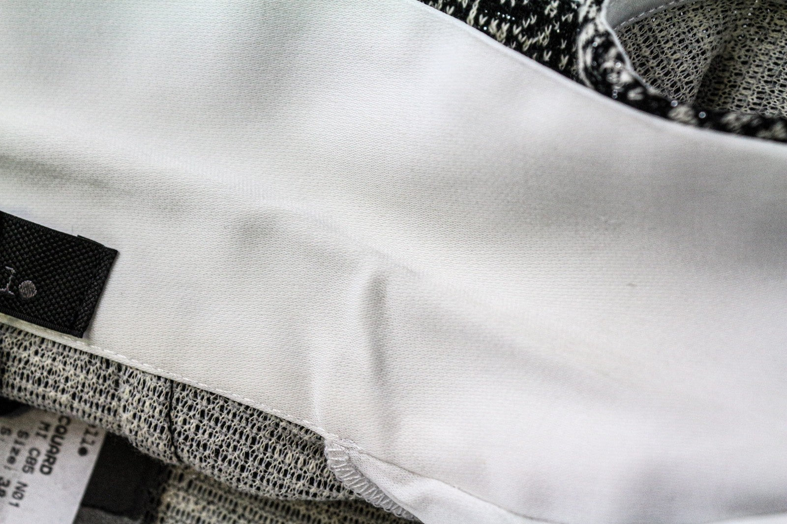 FRANKIE MORELLO moteriška suknelė, 38 dydis, juoda, be rankovių, žakardo medvilnės mišinio audinys 