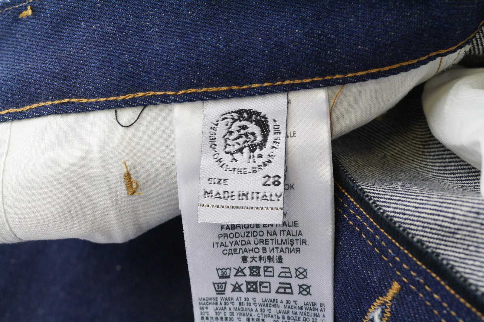 DIESEL D-Kodeck 0078C Men's Jeans W28/L32 Blue Straight Button-Fly Cotton