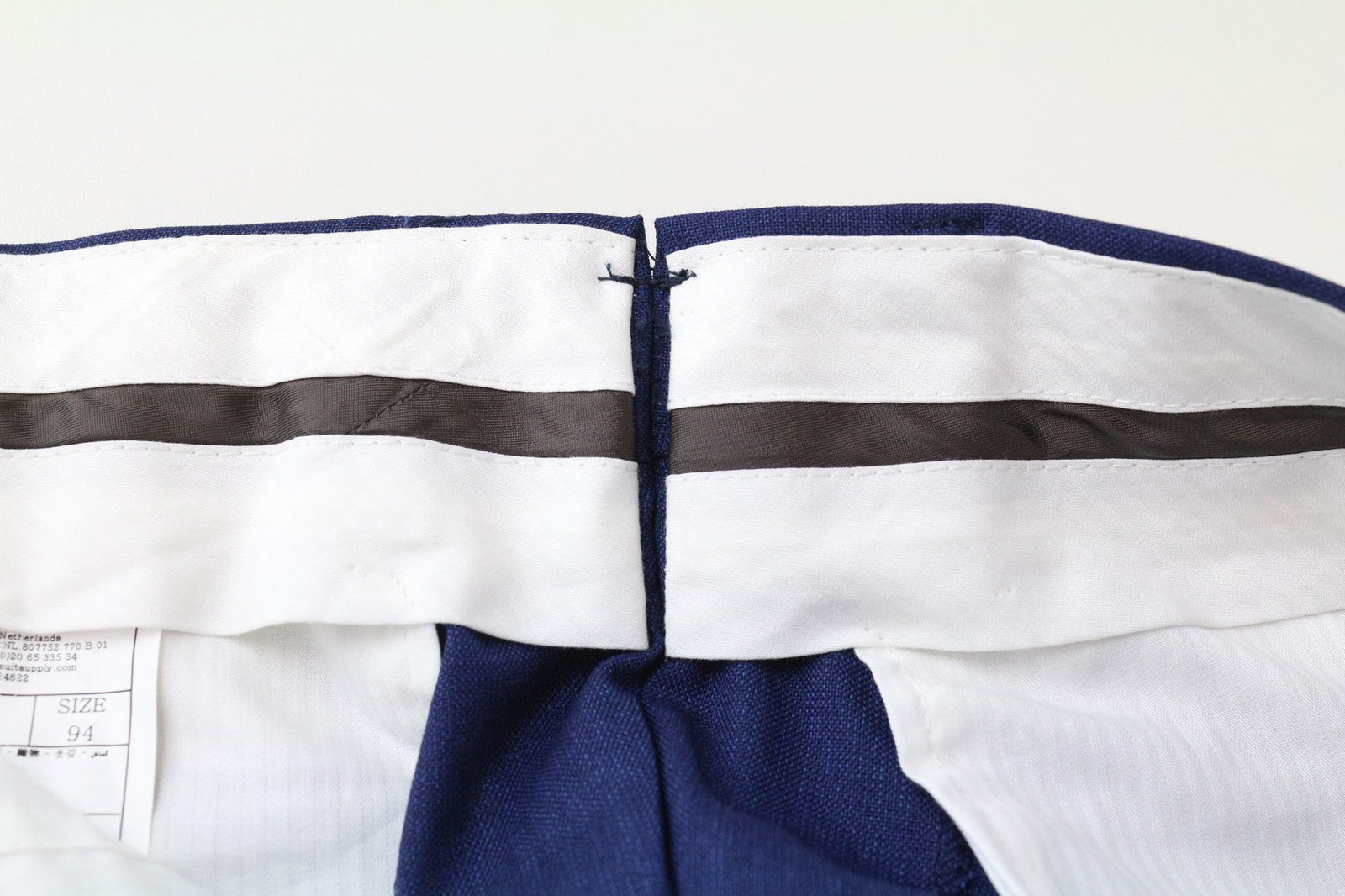 SUITSUPPLY Brescia vyriškos kelnės, UK38L, mėlynos, vilnonės, klostytos, klasikinio kirpimo, su pamušalu 