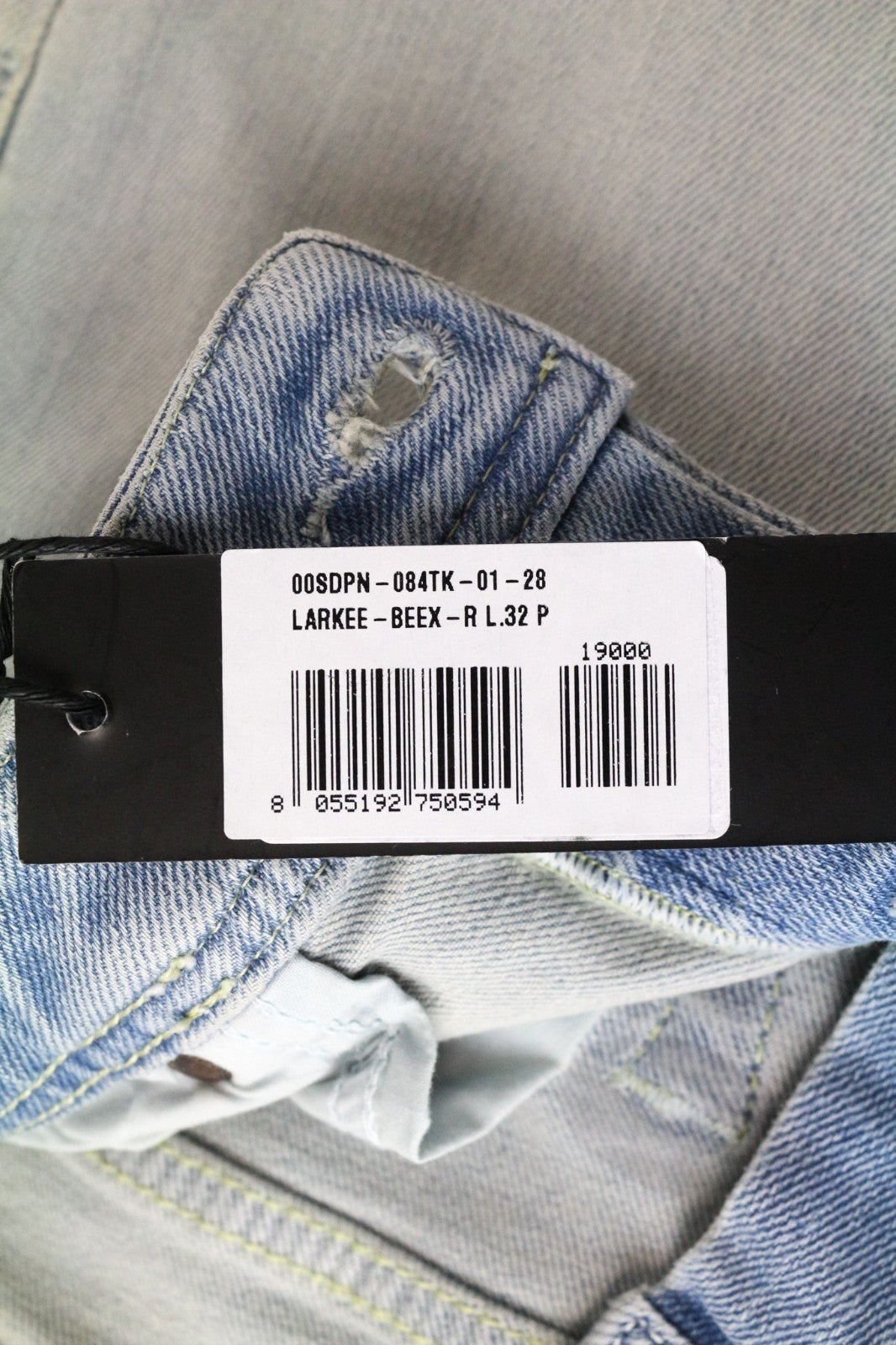 DIESEL Larkee-Beex-R 084TK vyriški džinsai W28/L32 mėlyni sendinto audinio tamprūs medvilniniai džinsai 