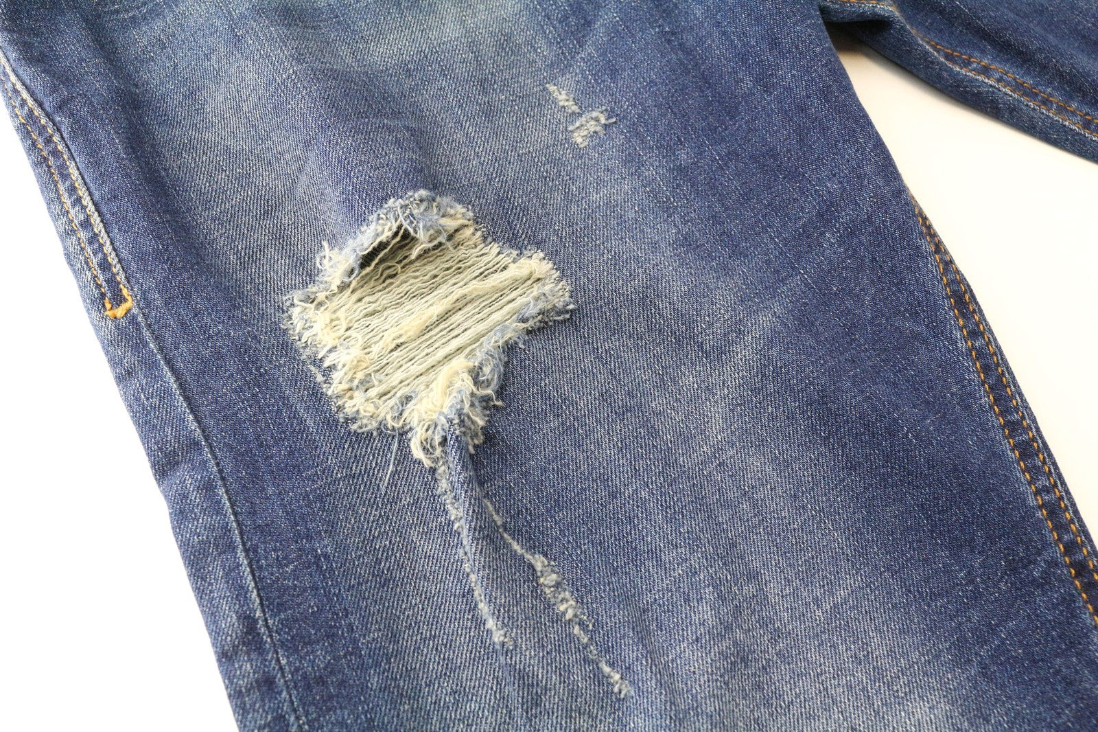 DIESEL Tepphar 084TX Men's Jeans W28/L32 Slim Carrot Blue Cotton Ripped Wash