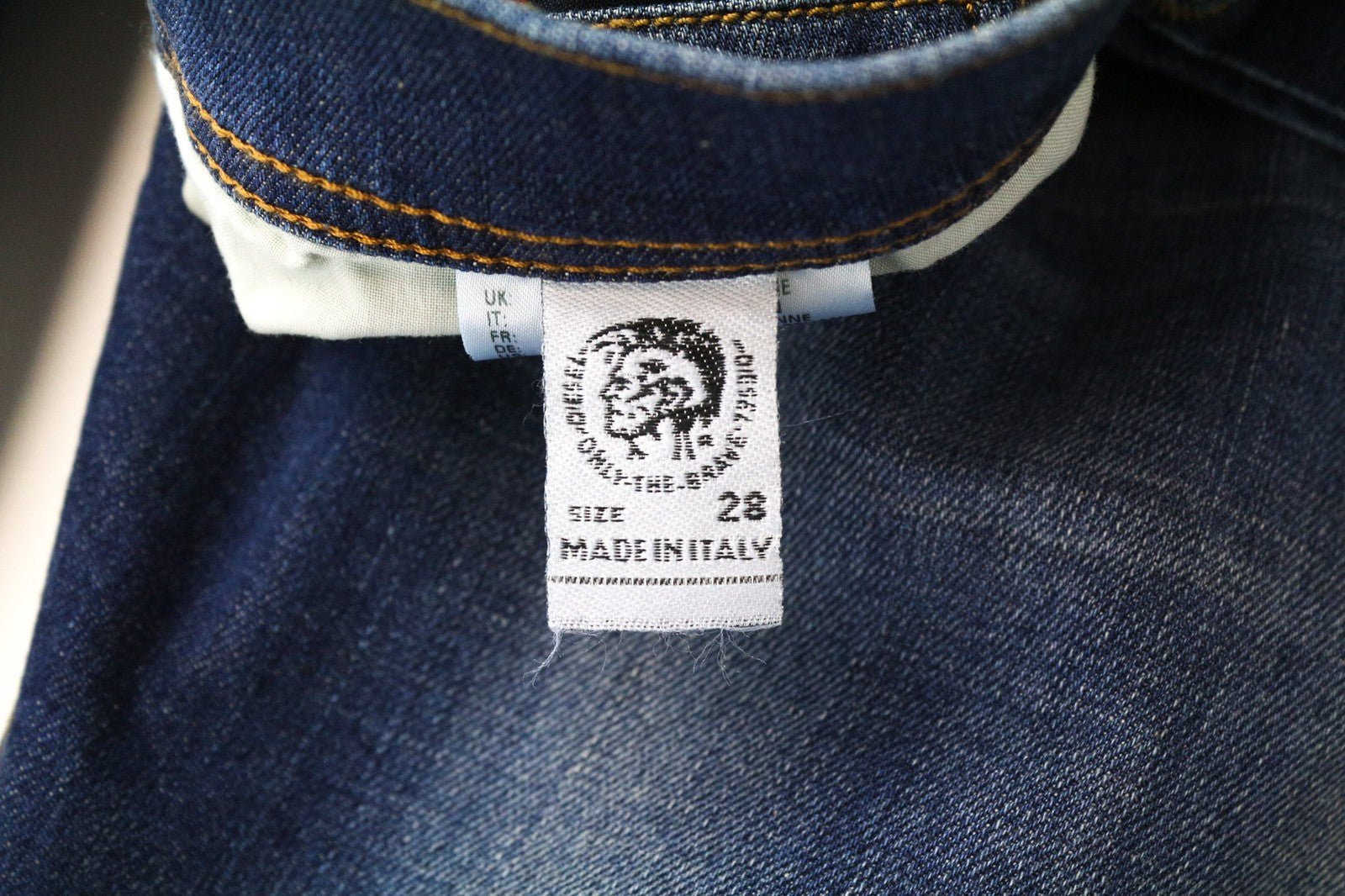 DIESEL Tepphar 084TX Men's Jeans W28/L32 Slim Carrot Blue Cotton Ripped Denim