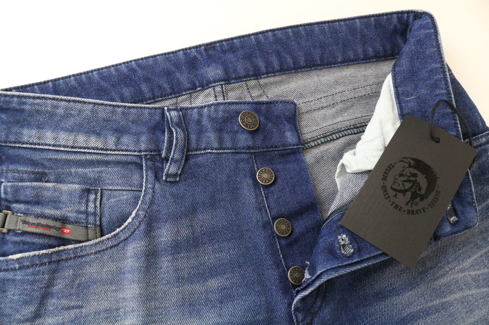 DIESEL D-Bazer 0090D Men's Jeans W28/L32 Tapered Blue Cotton Stretch Denim