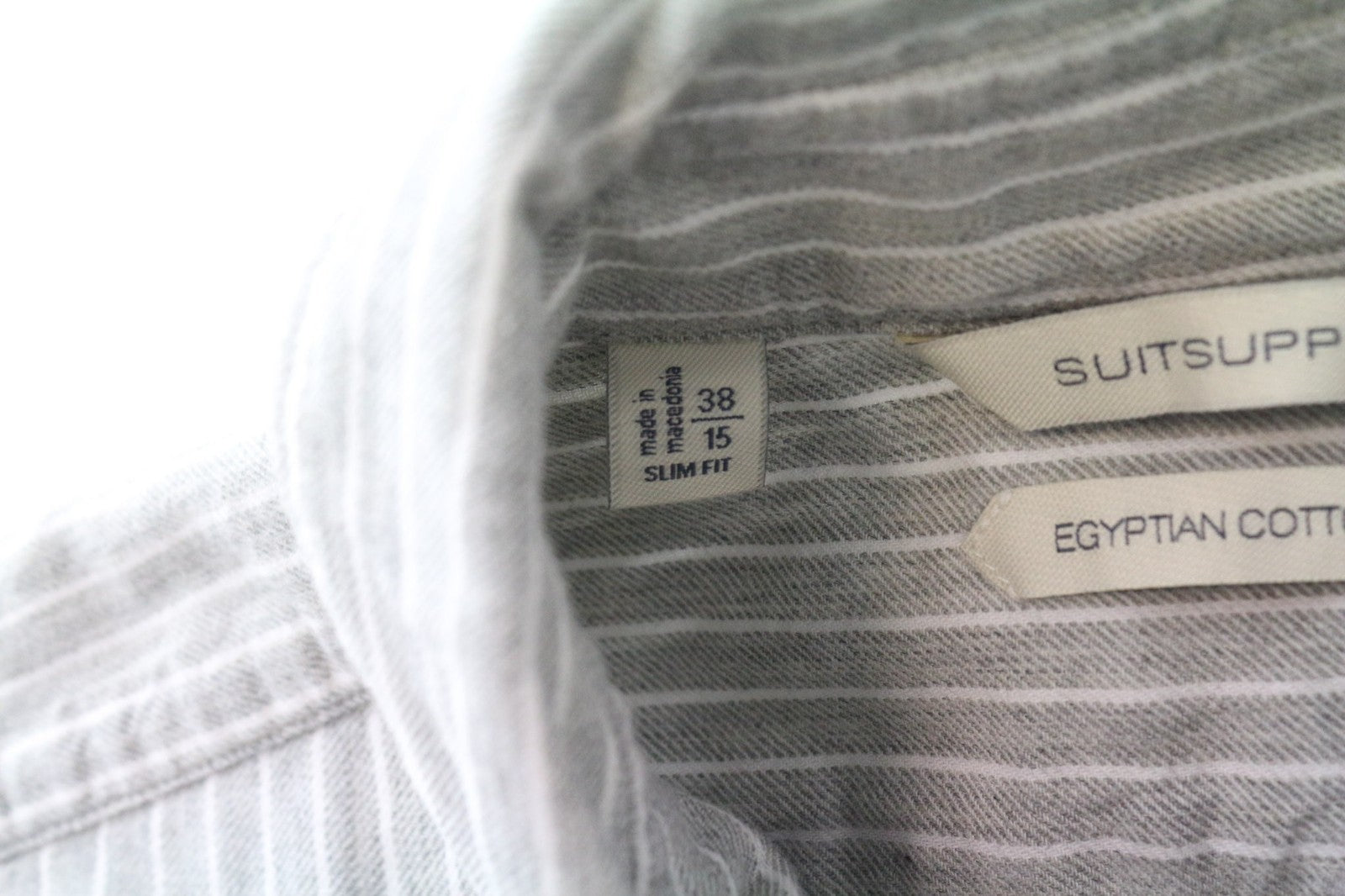 SUITSUPPLY vyriški formalūs marškiniai, 38/15, pilki, dryžuoti, ploni, iš egiptietiškos medvilnės 