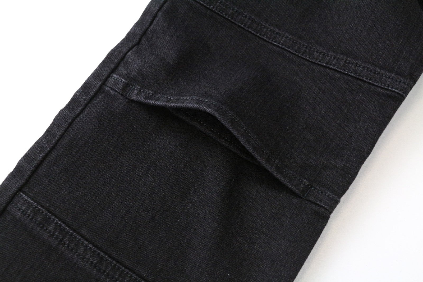 DIESEL De-Cinty 8880R moteriškos juodos aptemptos džinsinės kelnės W30 Biker stiliaus tamprūs džinsai su plyšiais iki kelių 