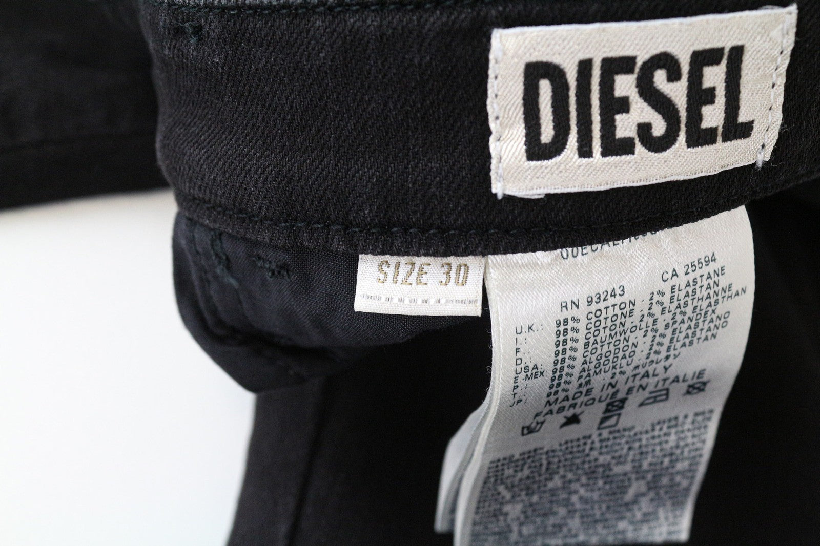 DIESEL De-Cinty 8880R moteriškos juodos aptemptos džinsinės kelnės W30 Biker stiliaus tamprūs džinsai su plyšiais iki kelių 