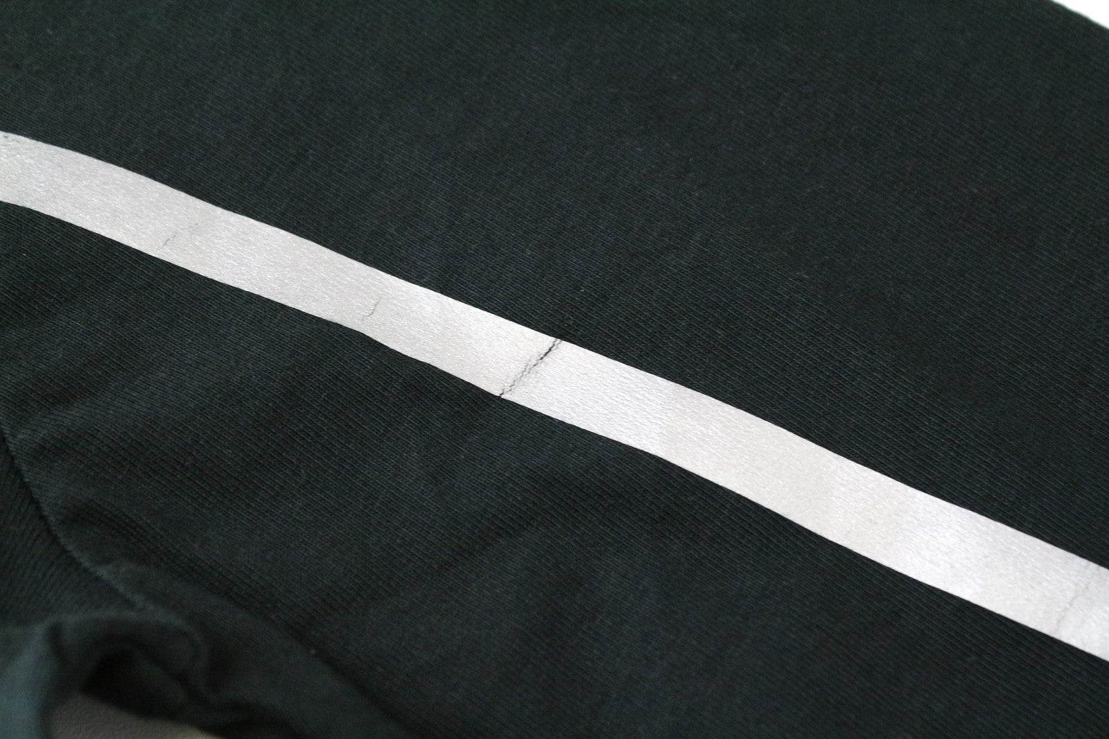 TUCANO URBANO T-TU moteriški XS dydžio juodi ilgomis rankovėmis medvilniniai marškinėliai su V formos iškirpte 