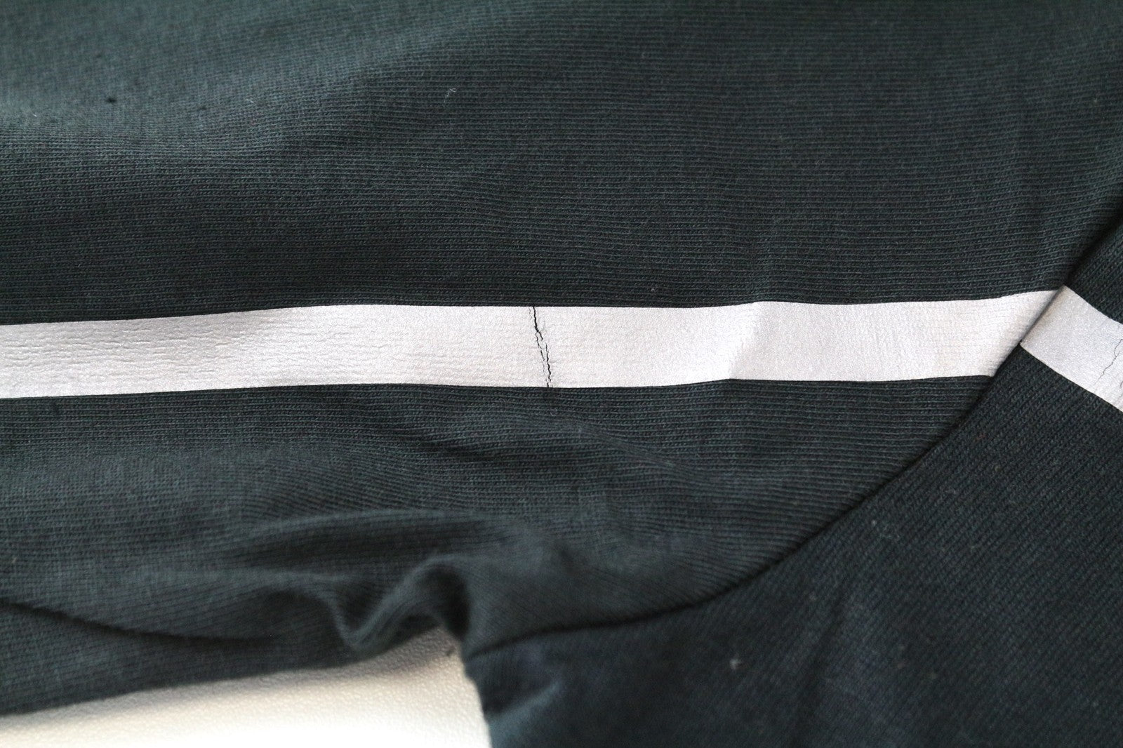 TUCANO URBANO T-TU moteriški XS dydžio juodi ilgomis rankovėmis medvilniniai marškinėliai su V formos iškirpte 