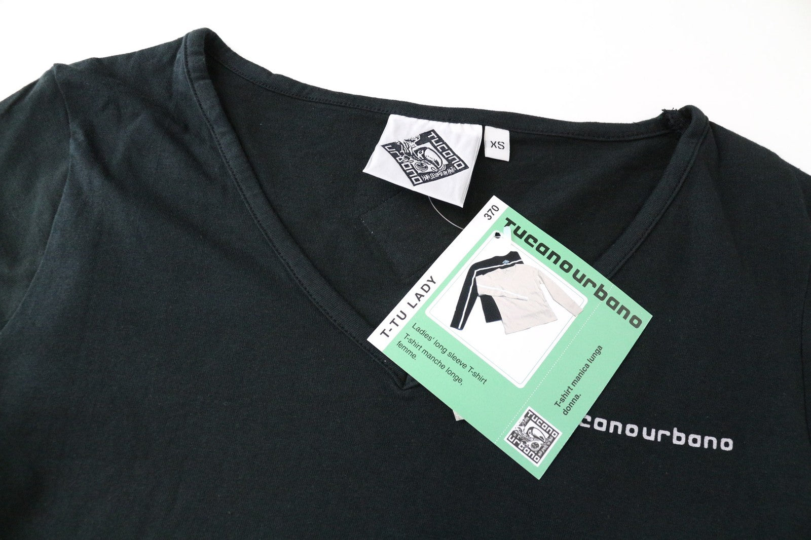 TUCANO URBANO T-TU moteriški XS dydžio juodi ilgomis rankovėmis medvilniniai marškinėliai su V formos iškirpte 
