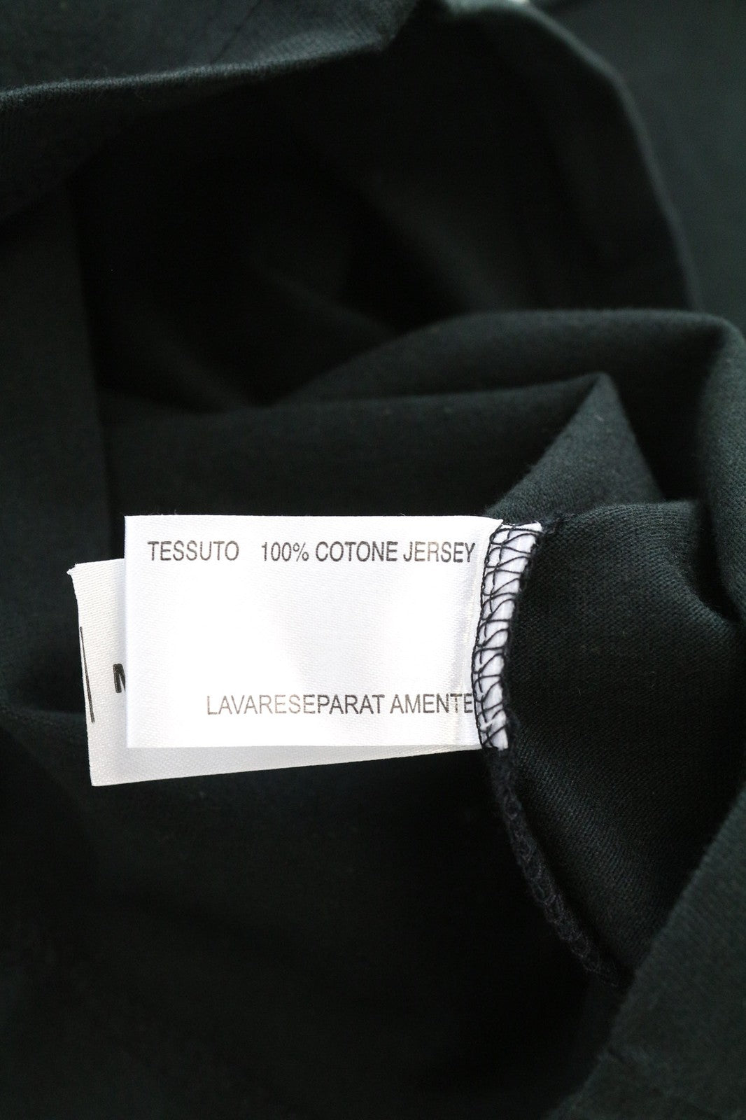 TUCANO URBANO T-TU moteriški XS dydžio juodi ilgomis rankovėmis medvilniniai marškinėliai su V formos iškirpte 