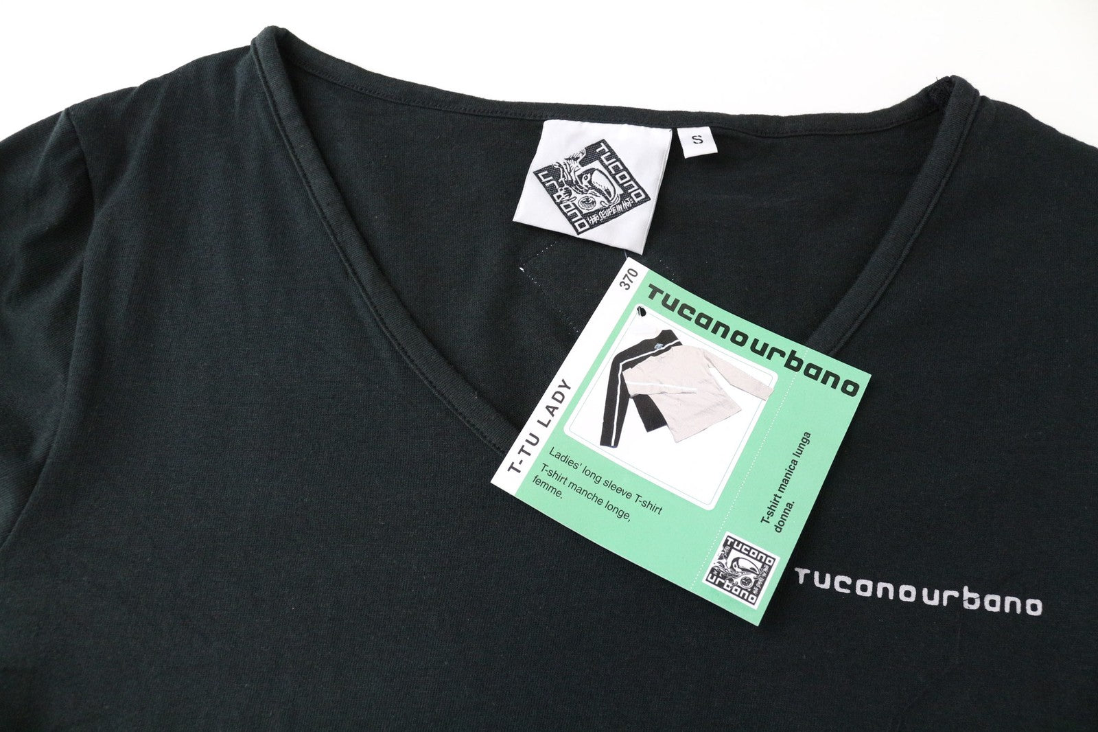 TUCANO URBANO T-TU moteriški S dydžio juodi medvilniniai marškinėliai su V formos iškirpte ilgomis rankovėmis 