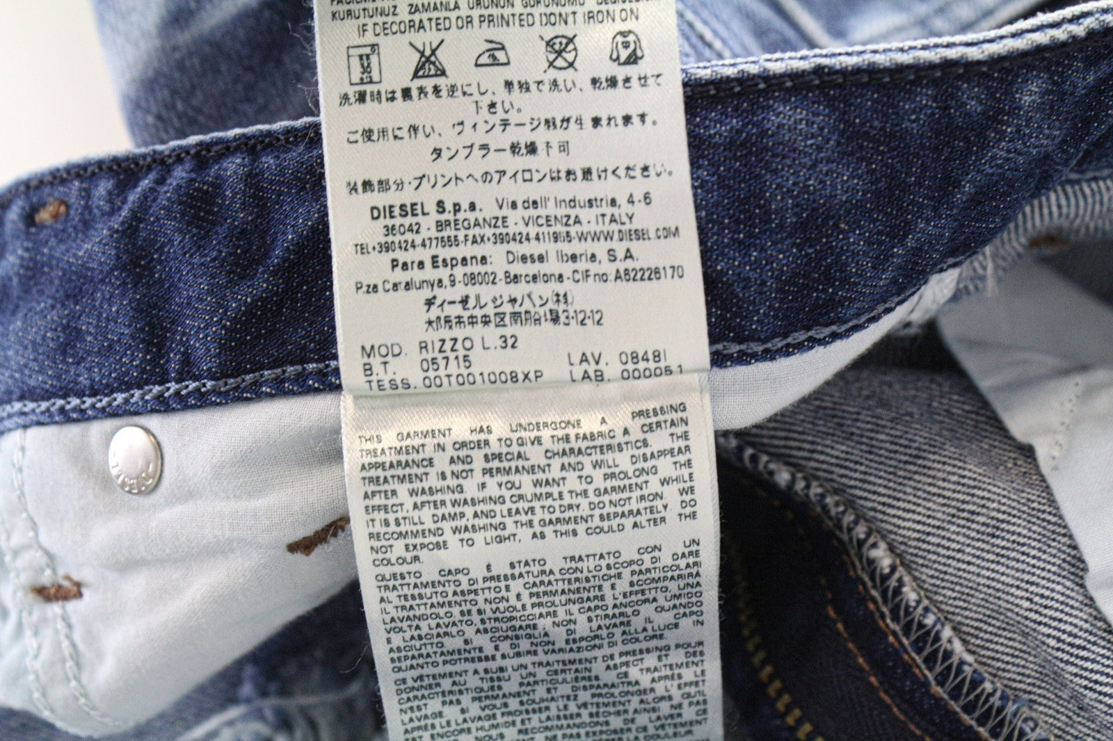 DIESEL Rizzo 0848I moteriški bateliai W26/L32 mėlyni, plėšyti, ploni, tiesūs, grynos medvilnės. 