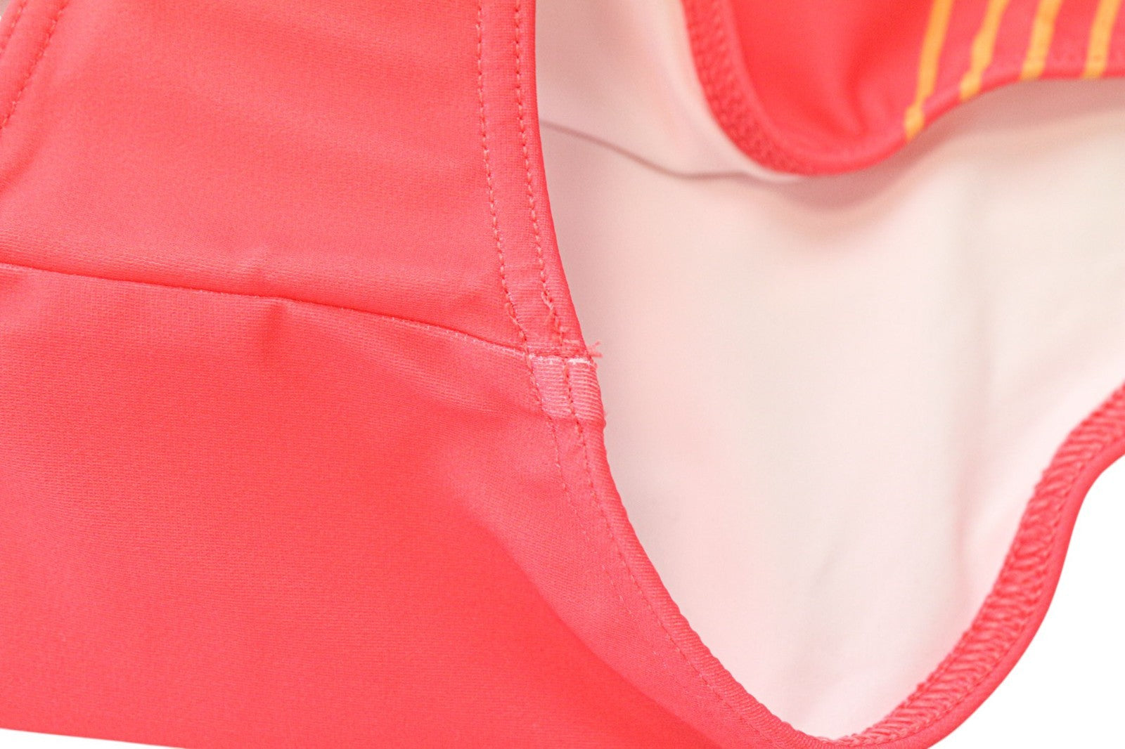 „SWEATY BETTY Medalist“ moteriškas rožinis vientisas maudymosi kostiumėlis su kryželiu nugaroje M dydžio 