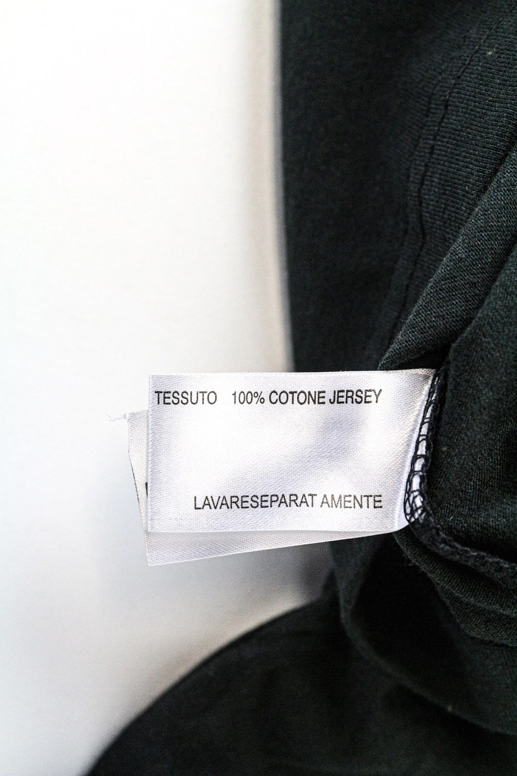 TUCANO URBANO moteriški XS dydžio juodi medvilniniai ilgomis rankovėmis megztiniai su V formos iškirpte 