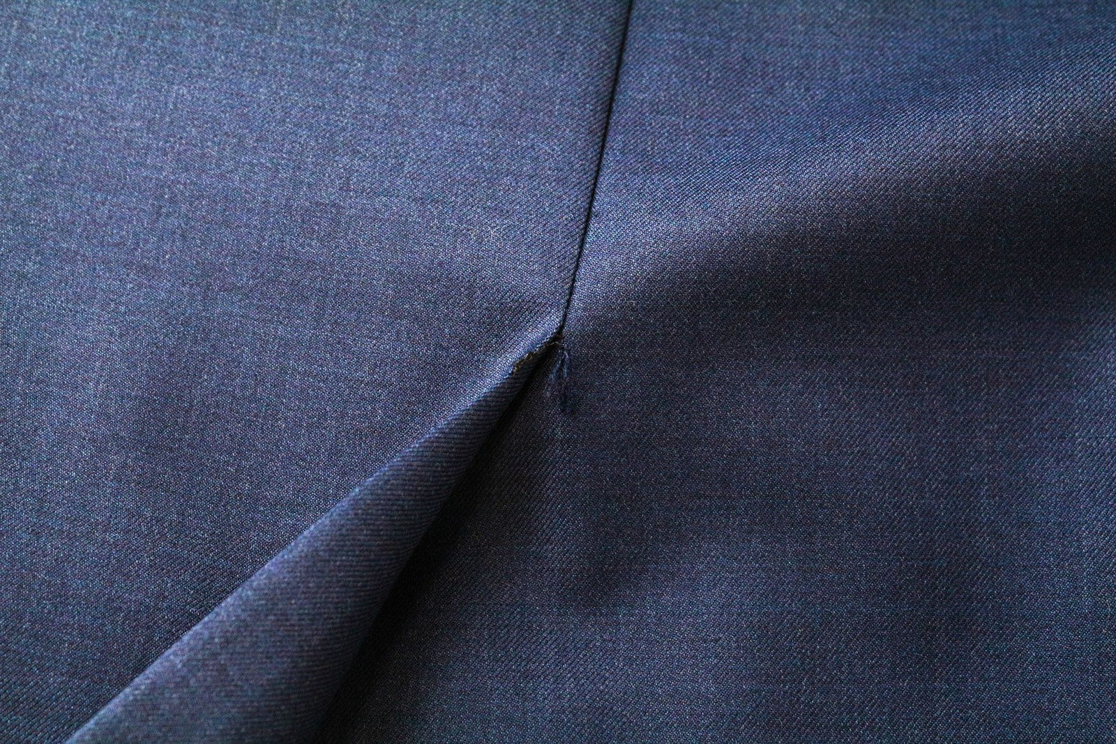 „SUITSUPPLY La Spalla“ vyriškas mėlynas vilnonis vieneilis švarkas, UK36S, oficialus 