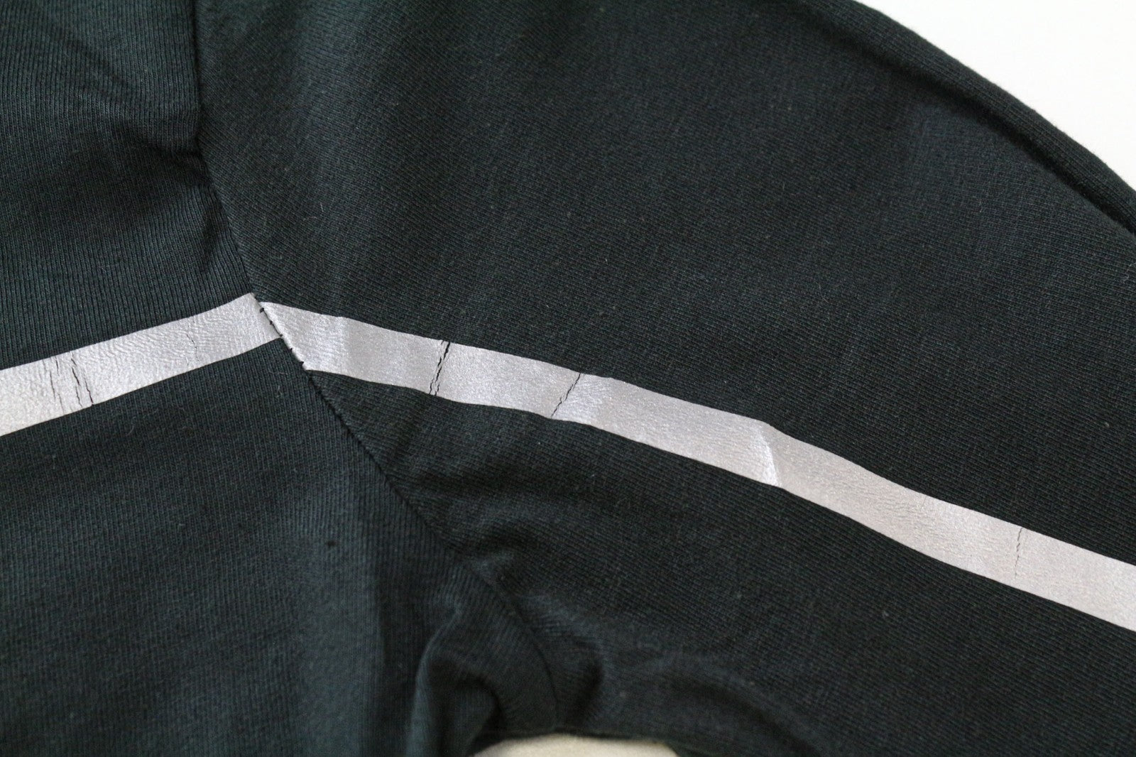 TUCANO URBANO T-TU moteriški S dydžio juodi megztiniai su V formos iškirpte ilgomis rankovėmis 