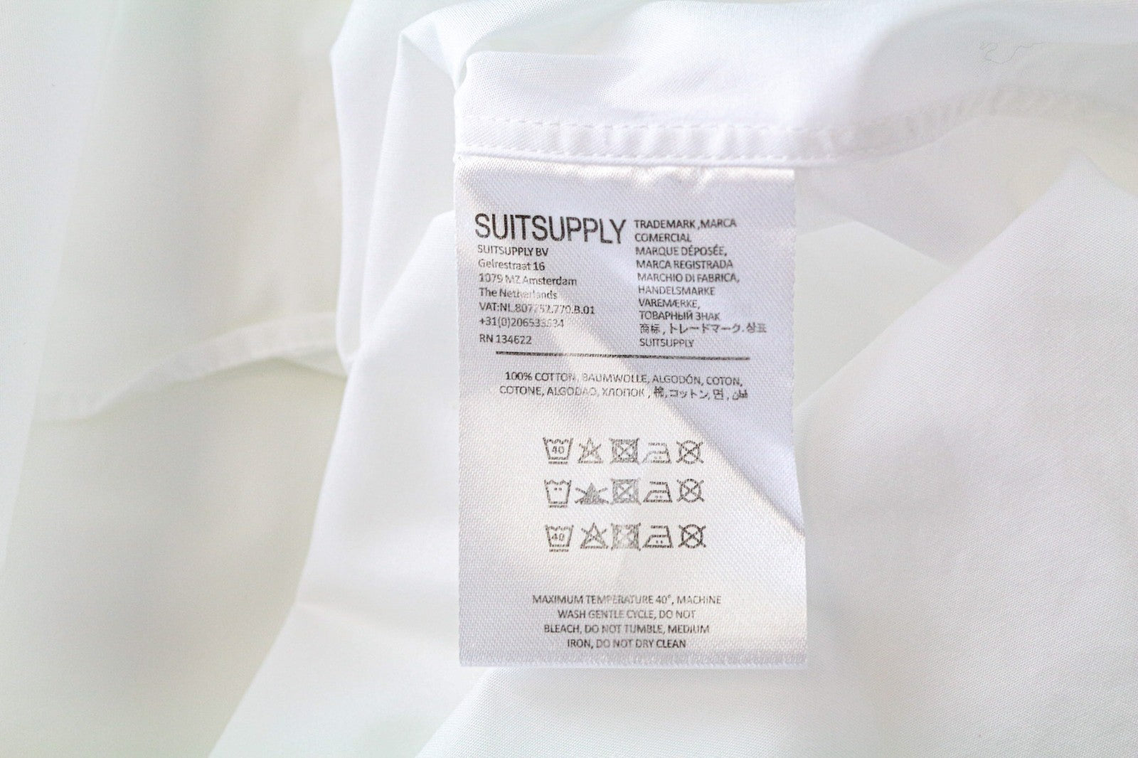 SUITSUPPLY vyriški oficialūs marškiniai 40/15,75 Ploni ruoželiniai balti medvilniniai ilgomis rankovėmis 