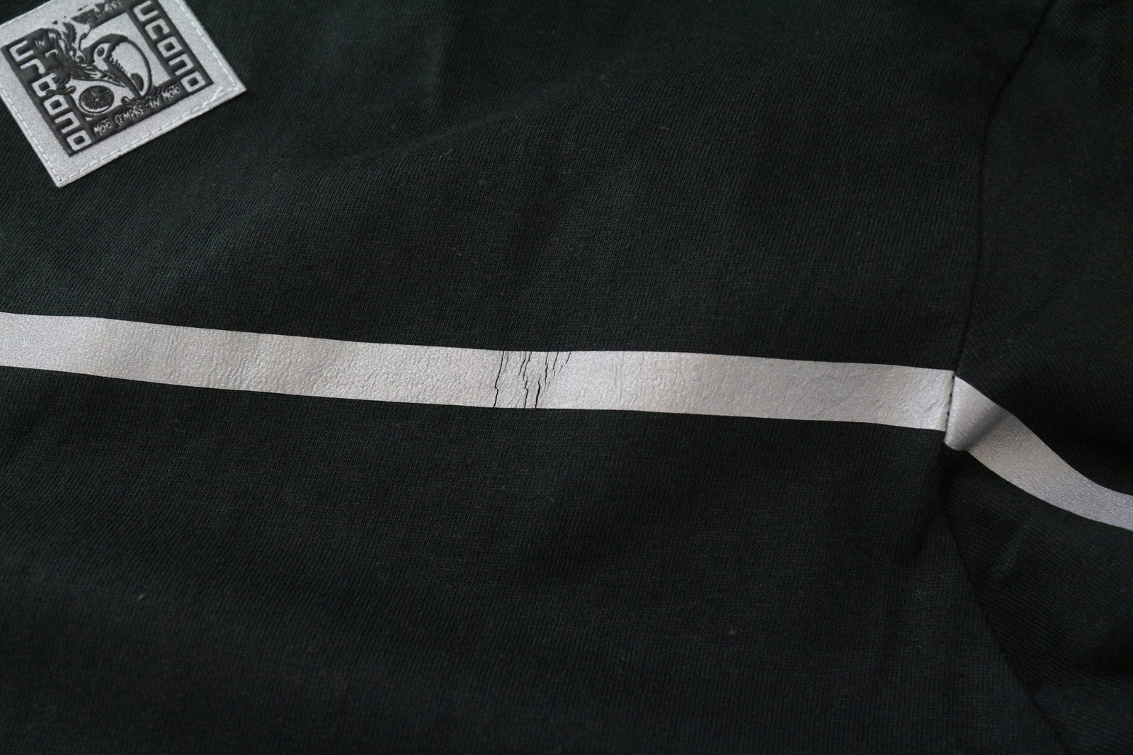 TUCANO URBANO T-TU moteriški marškinėliai su V formos iškirpte, juodi, medvilniniai, ilgomis rankovėmis, laisvalaikio stiliaus. 