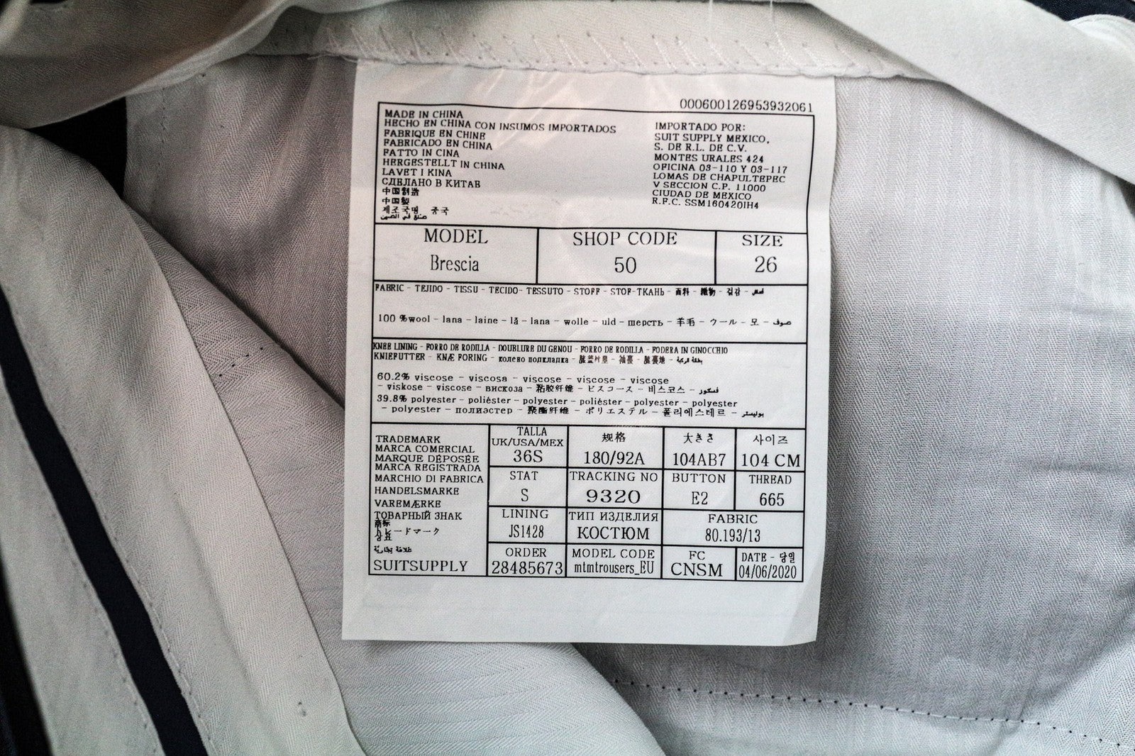 SUITSUPPLY Brescia vyriškos kelnės, UK36S, tamsiai mėlynos, vilnonės, klostytos, elegantiško kirpimo. 