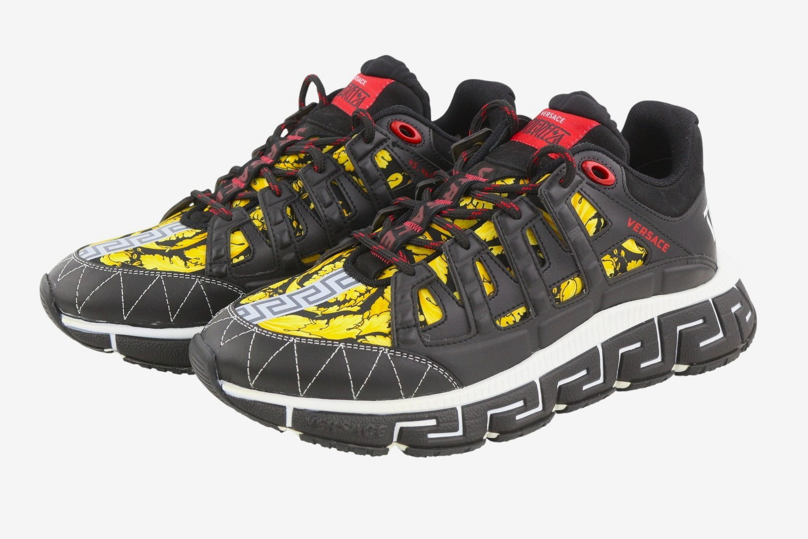 VERSACE Trigreca vyriški sportbačiai, 43,5 €, juodi, suvarstomi „Greca“ paminkštinimo sistema, RRP850 