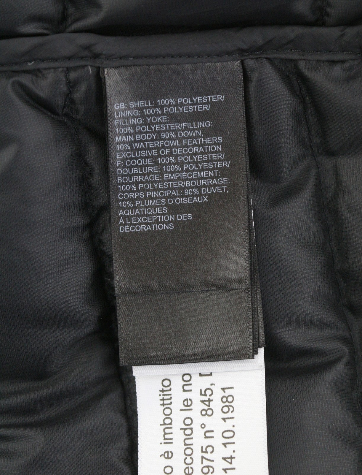 THE NORTH FACE Travail vyriška striukė M, juoda, 800 pūkuota, dygsniuota striukė su gobtuvu 